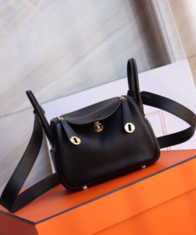 에르메스 미니 린디백19 블랙 금장 스위프트